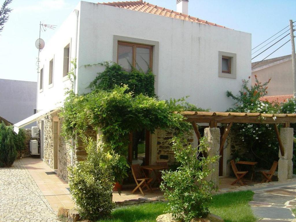 Casa Santa Catarina Hotel Penha Garcia Exterior photo